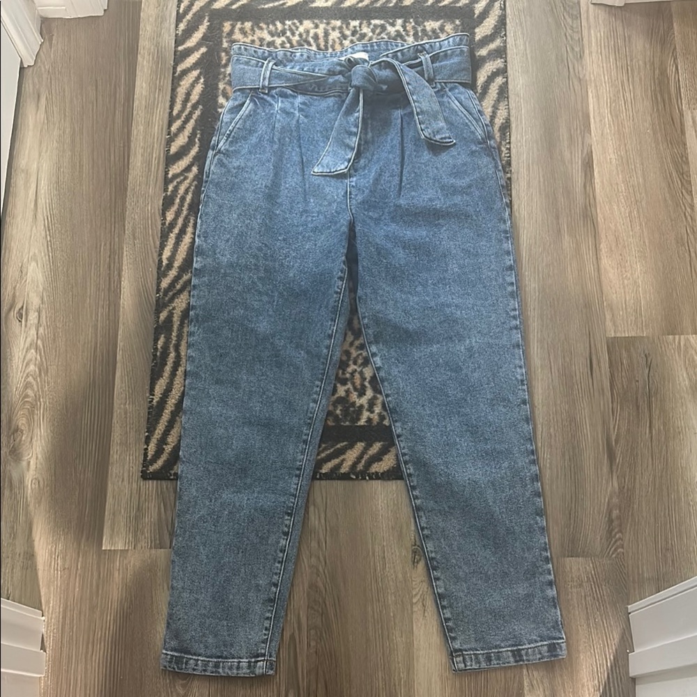 Sezane High-Rise Paperbag Jeans in Medium Blue Denim
